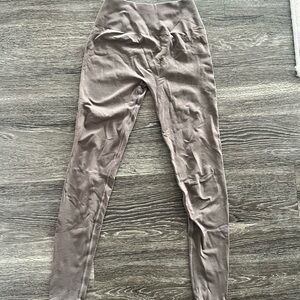 Alphalete Brown Leggings